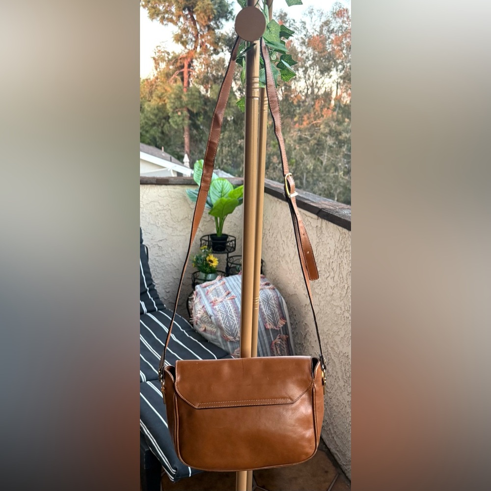 BALLY Brown Leather Crossbody Bag - Picture 3 of 15